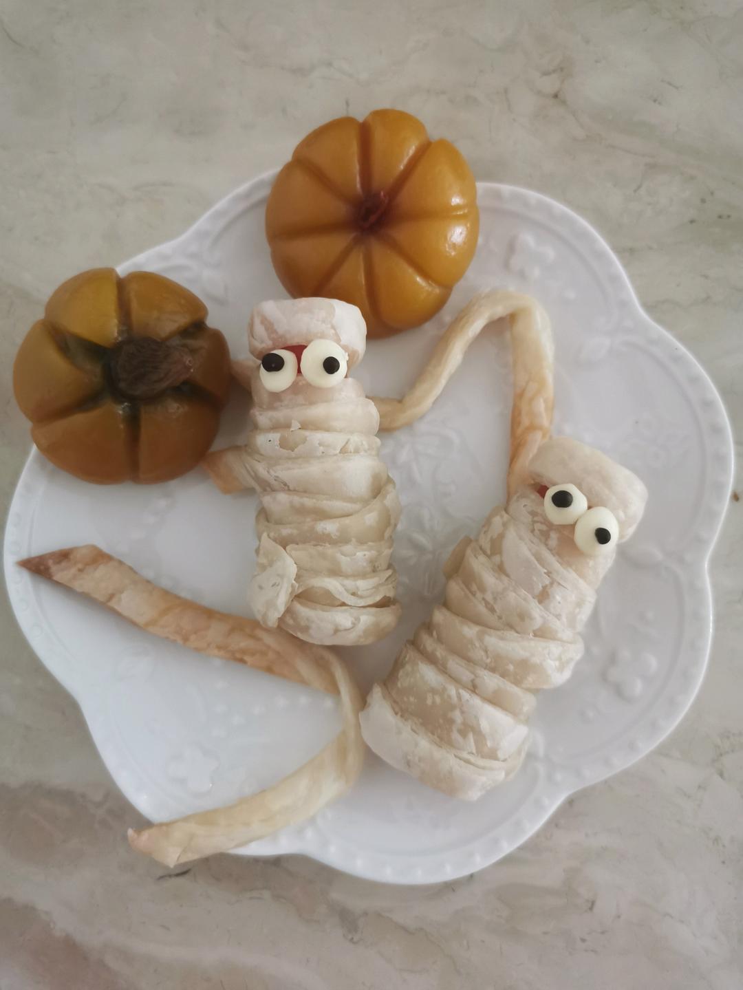 巨简单的万圣节搞怪美食，木乃伊香肠酥，图文详解保证一次成功