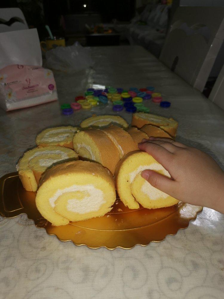 小四卷～风靡美食群的美味蛋糕卷