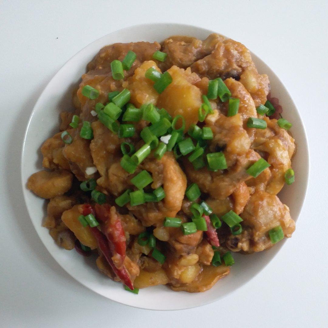 土豆焖鸡腿