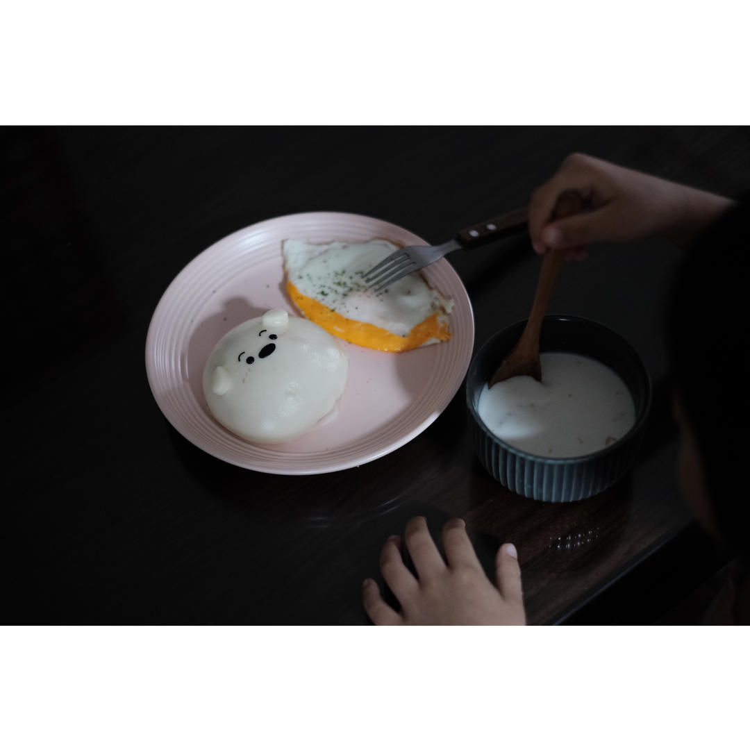 玉米火腿芝士包