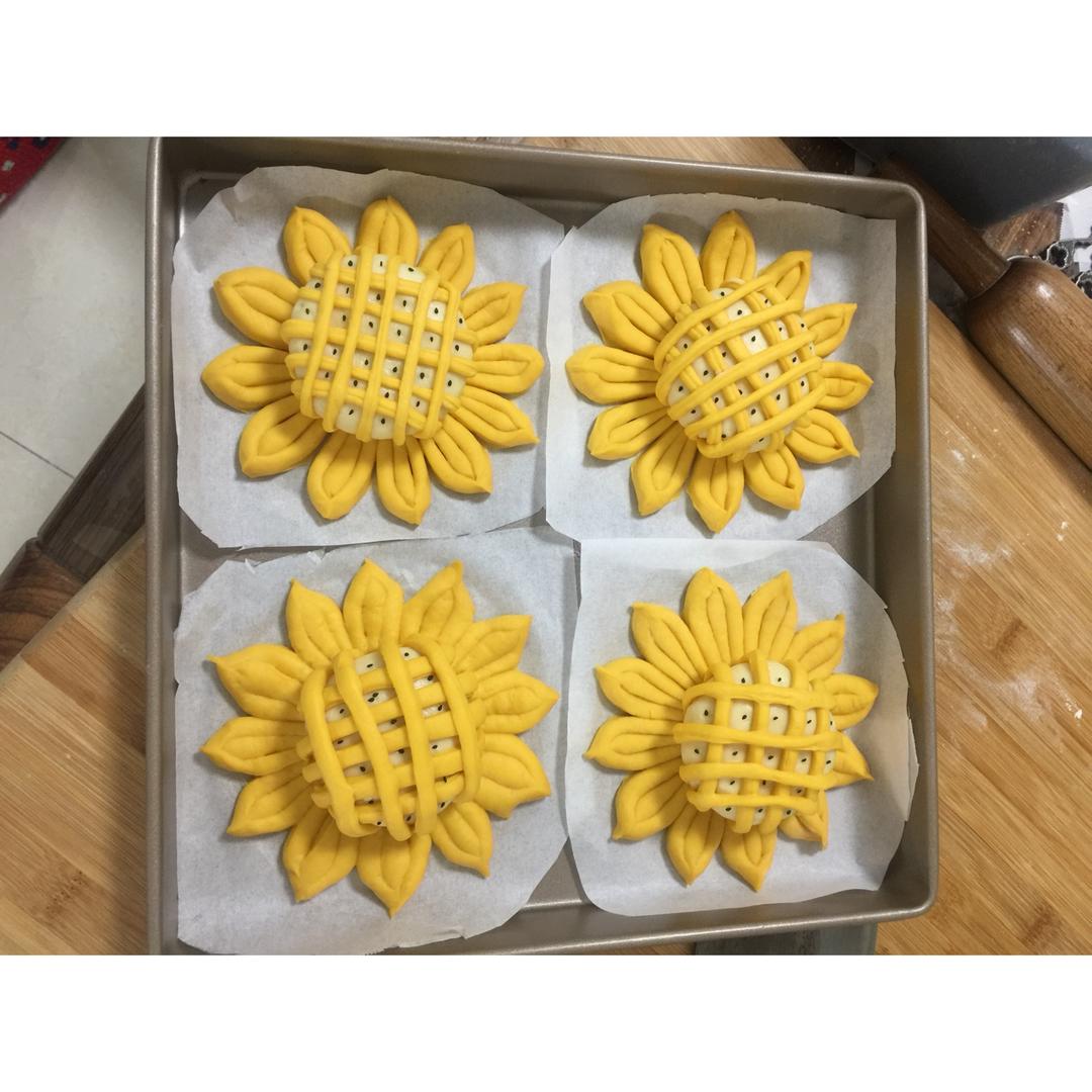 向日葵豆沙面包