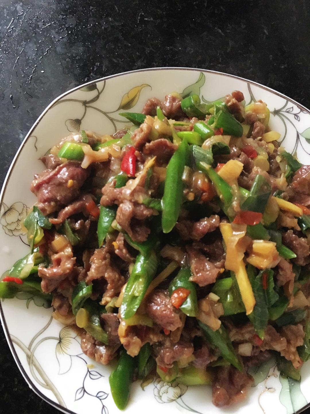 爆炒牛肉的做法