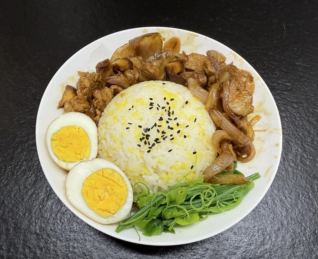 香菇卤肉饭造起来