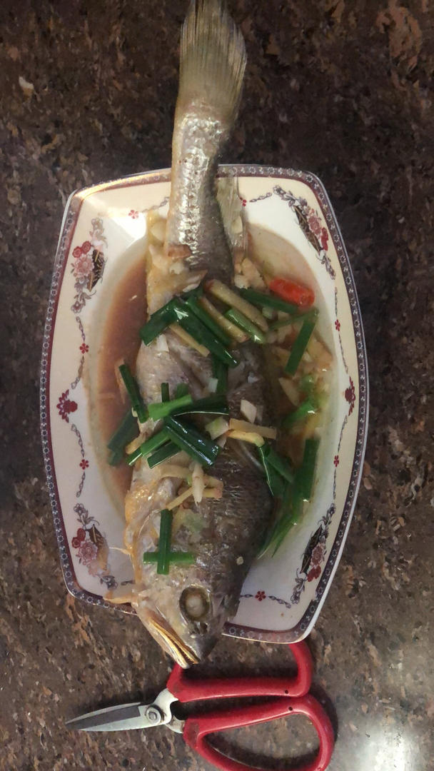 【清蒸鱼】超快速，10分钟搞定，靠它虏获老公的胃