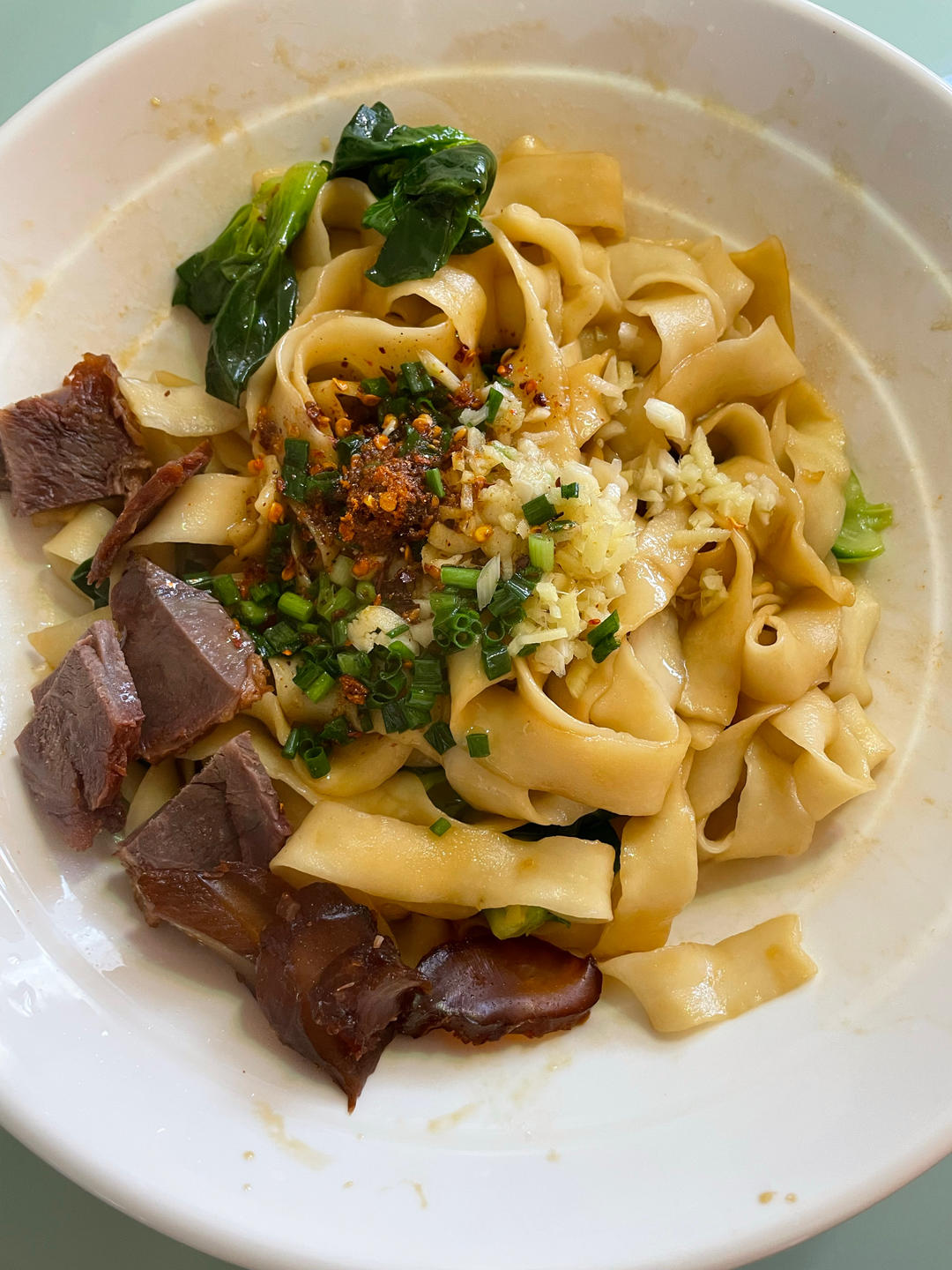 十分钟就能吃上的超简单油泼面