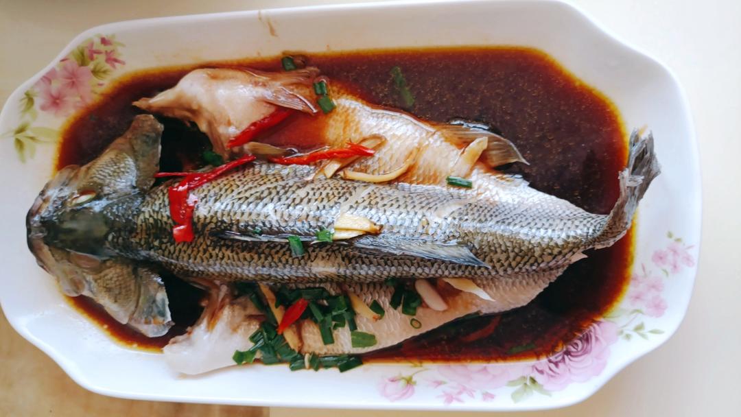 总厨教你做清蒸鲈鱼