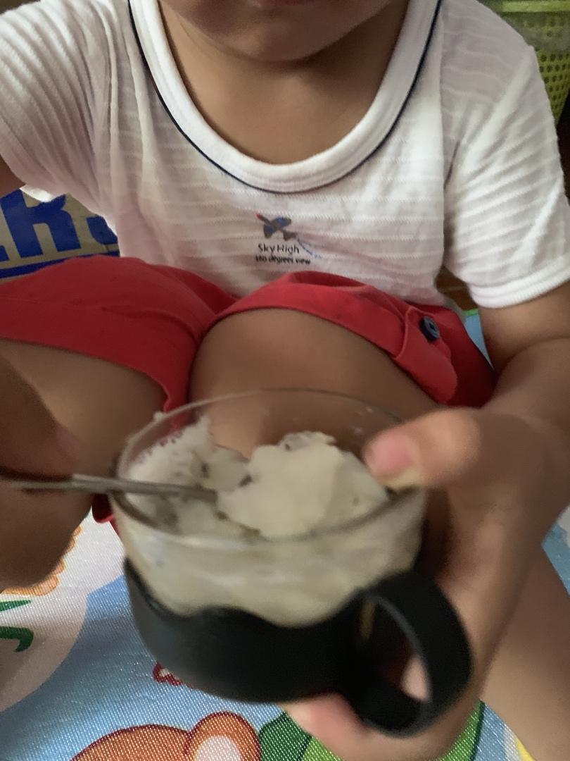 10分钟搞定的甜品，草莓奇异果牛奶布丁🍮吉利丁片版布丁