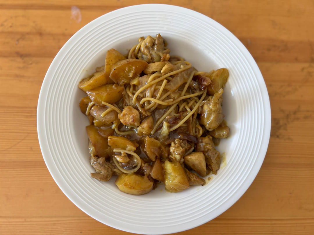 【厨房小白友好】土豆咖喱牛肉（可以配意面）