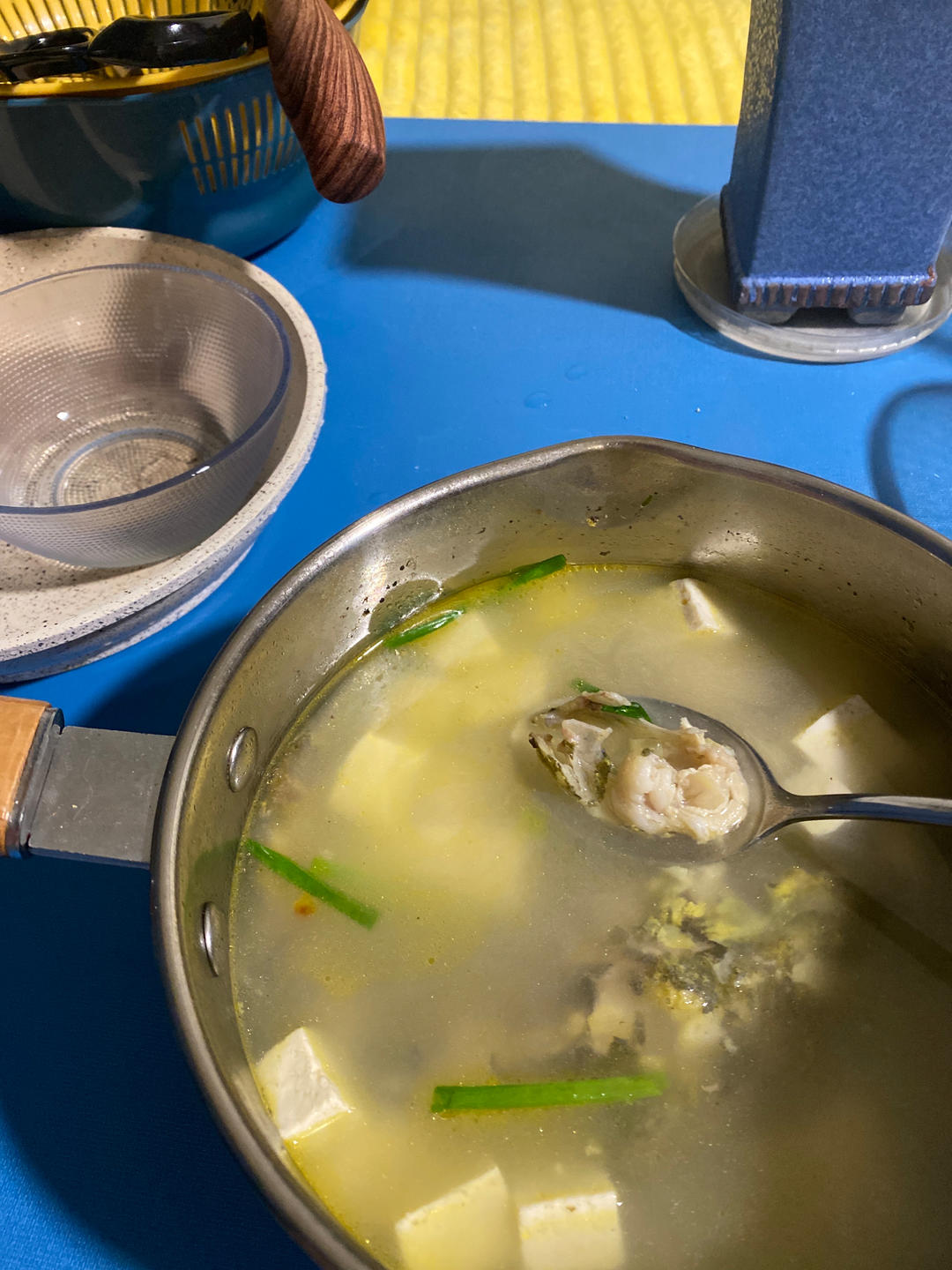 昂刺鱼豆腐汤（黄辣丁）