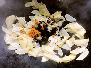 农家柴火饭菜：紫苏土豆片的做法 步骤7