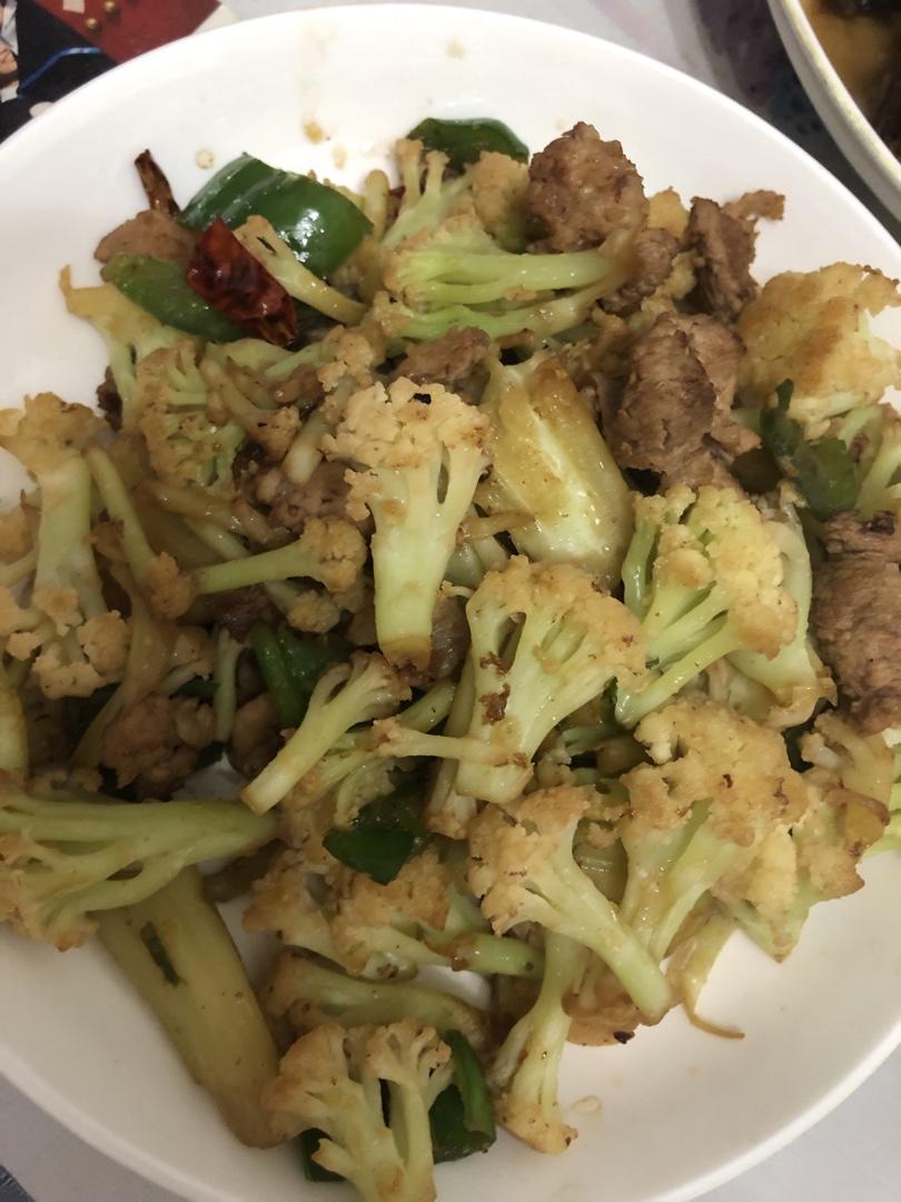 老丁的私房菜-干锅花菜