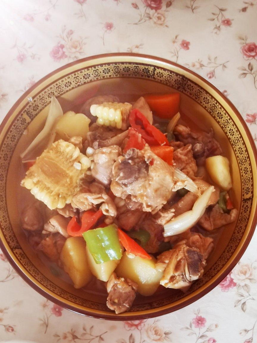 家常大盘鸡加手擀宽面