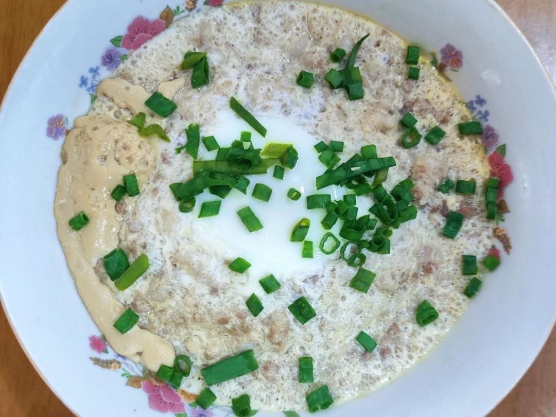 简单又好吃的肉饼蒸蛋