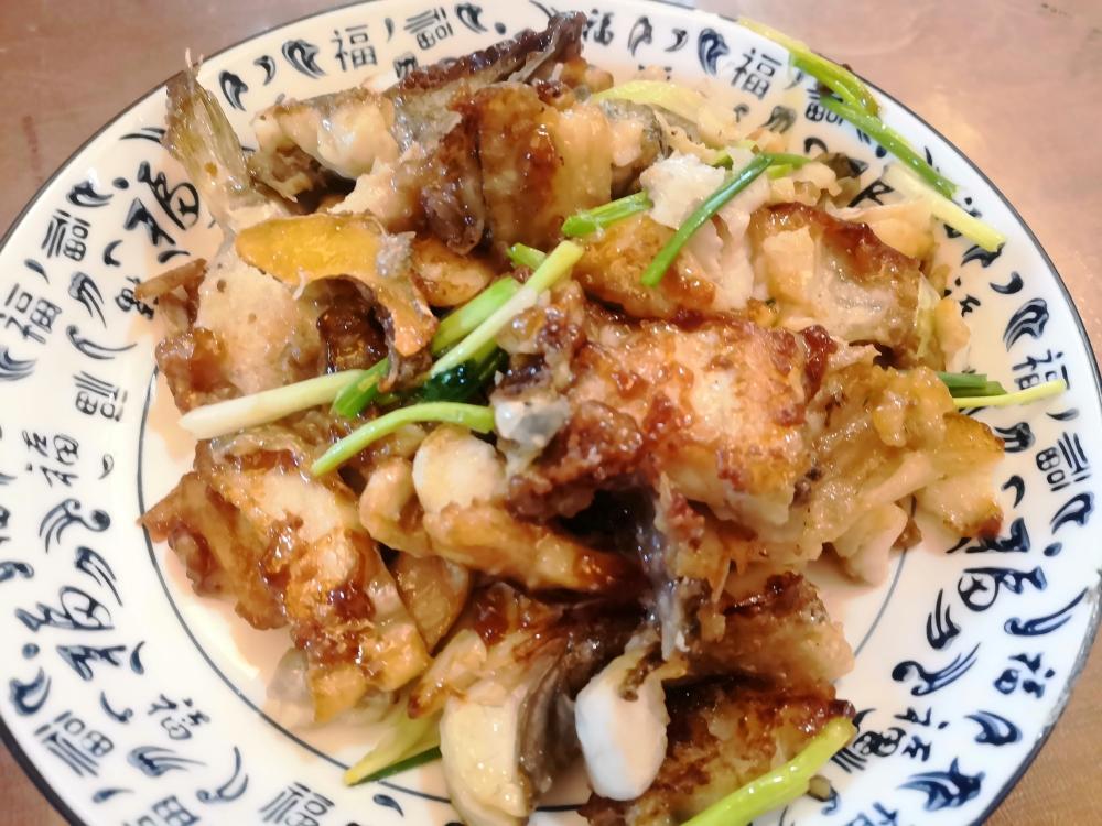 香煎鲈鱼块