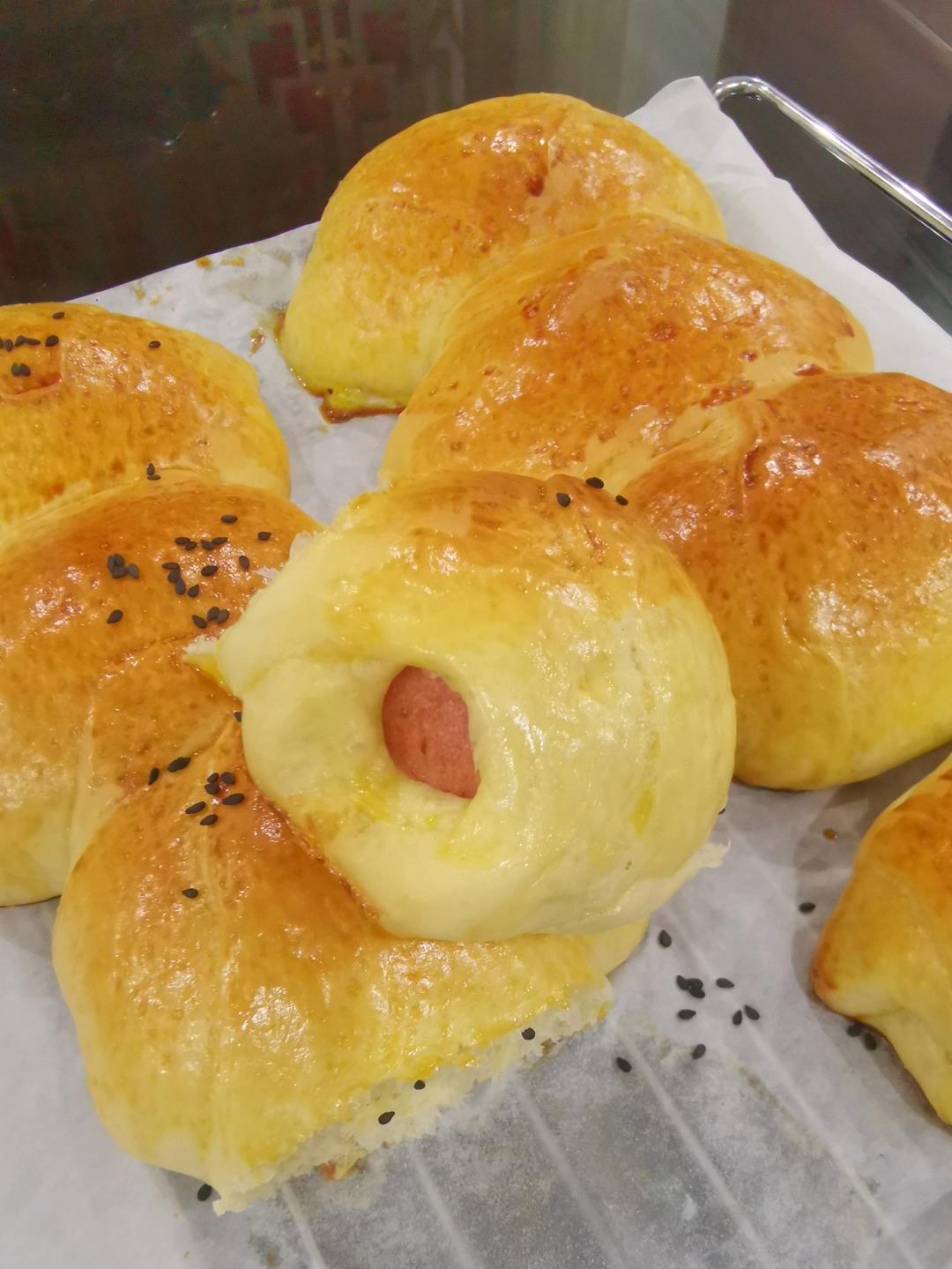 早餐肠仔包-90分钟超快手香肠面包教程