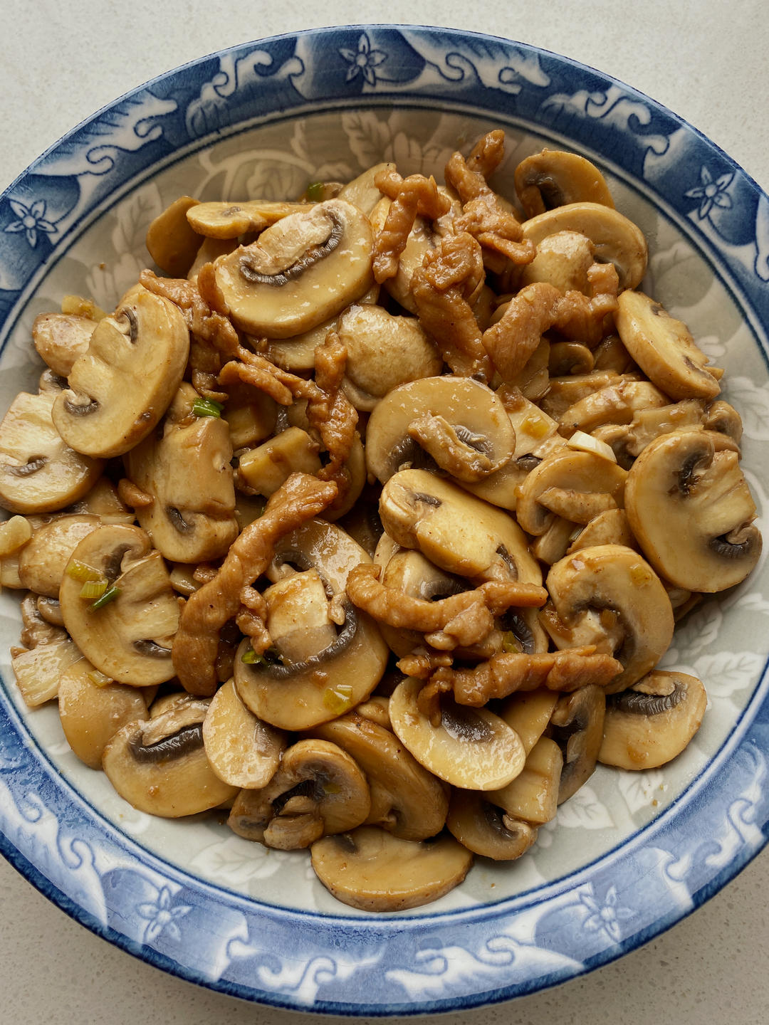 素炒鲜口蘑（白蘑菇），快手家常菜