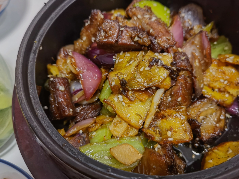 超级香的干锅土豆牛肉的做法