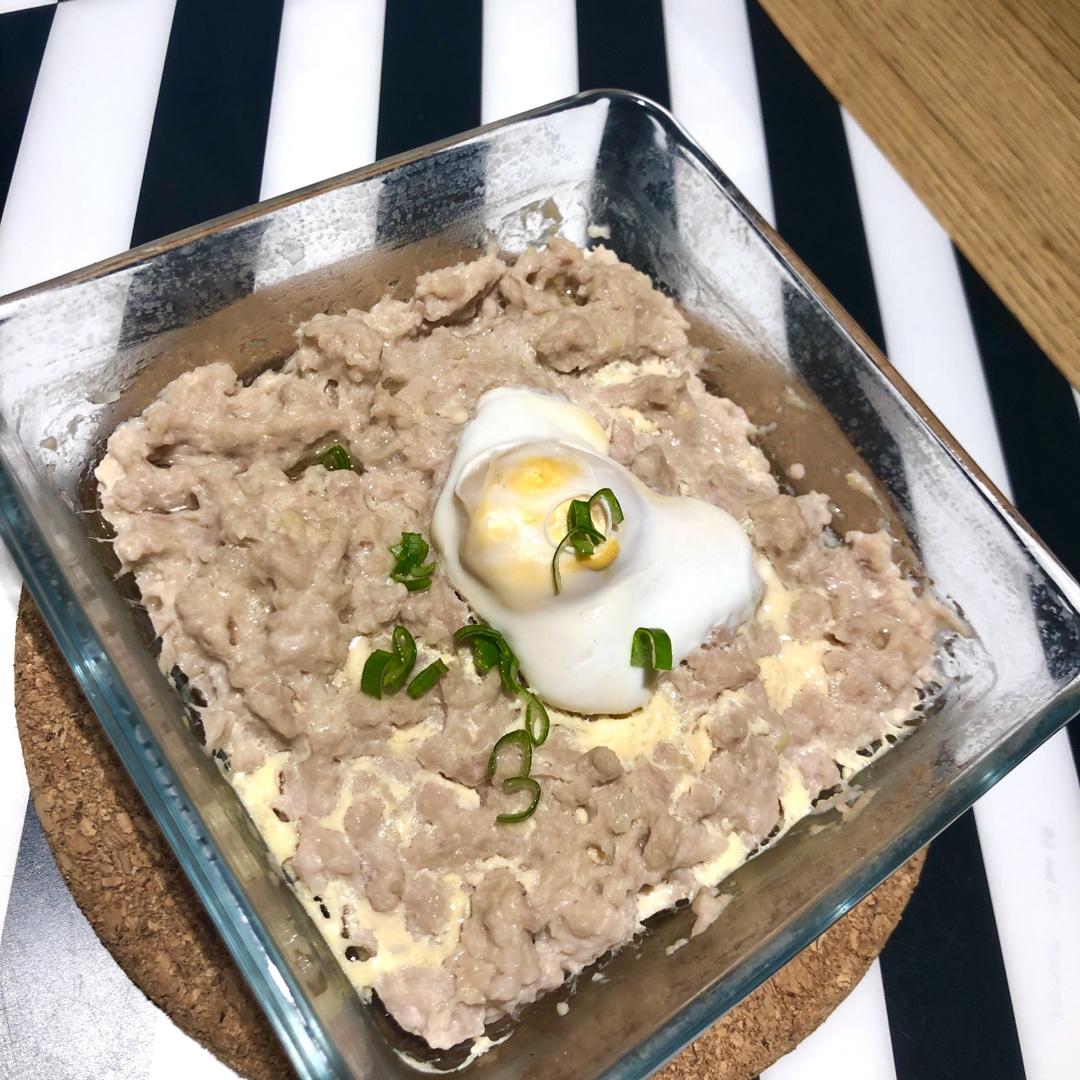咸蛋蒸肉饼