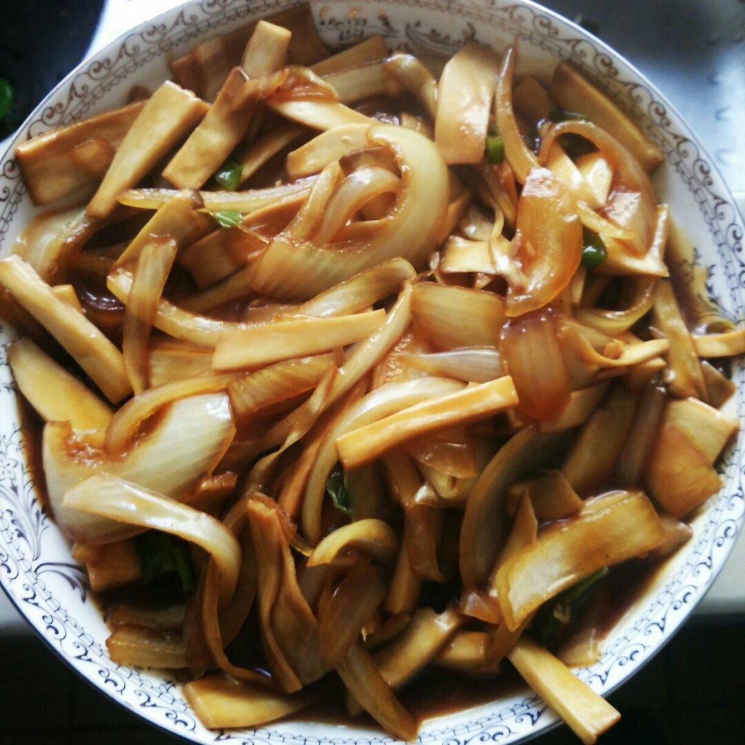 洋葱遇到杏鲍菇