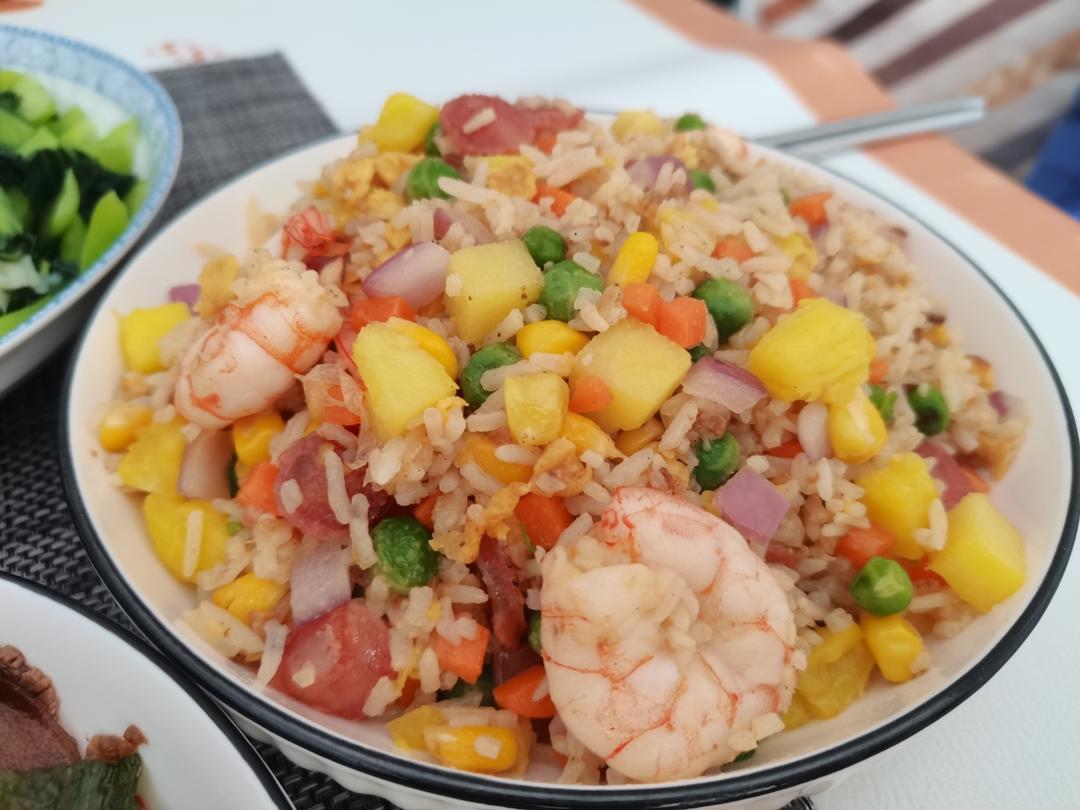 菠萝炒饭