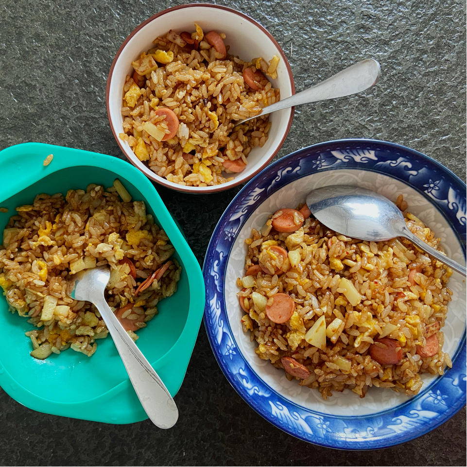 邻居抢着来我家吃土豆香肠炒饭，原来这么香！