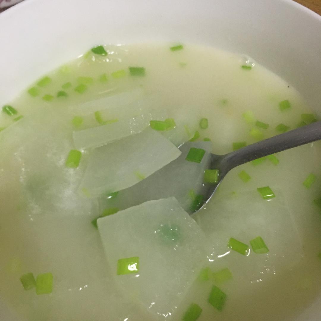 不建议大家尝试，这碗味道超鲜的冬瓜虾皮汤我要自己独享！