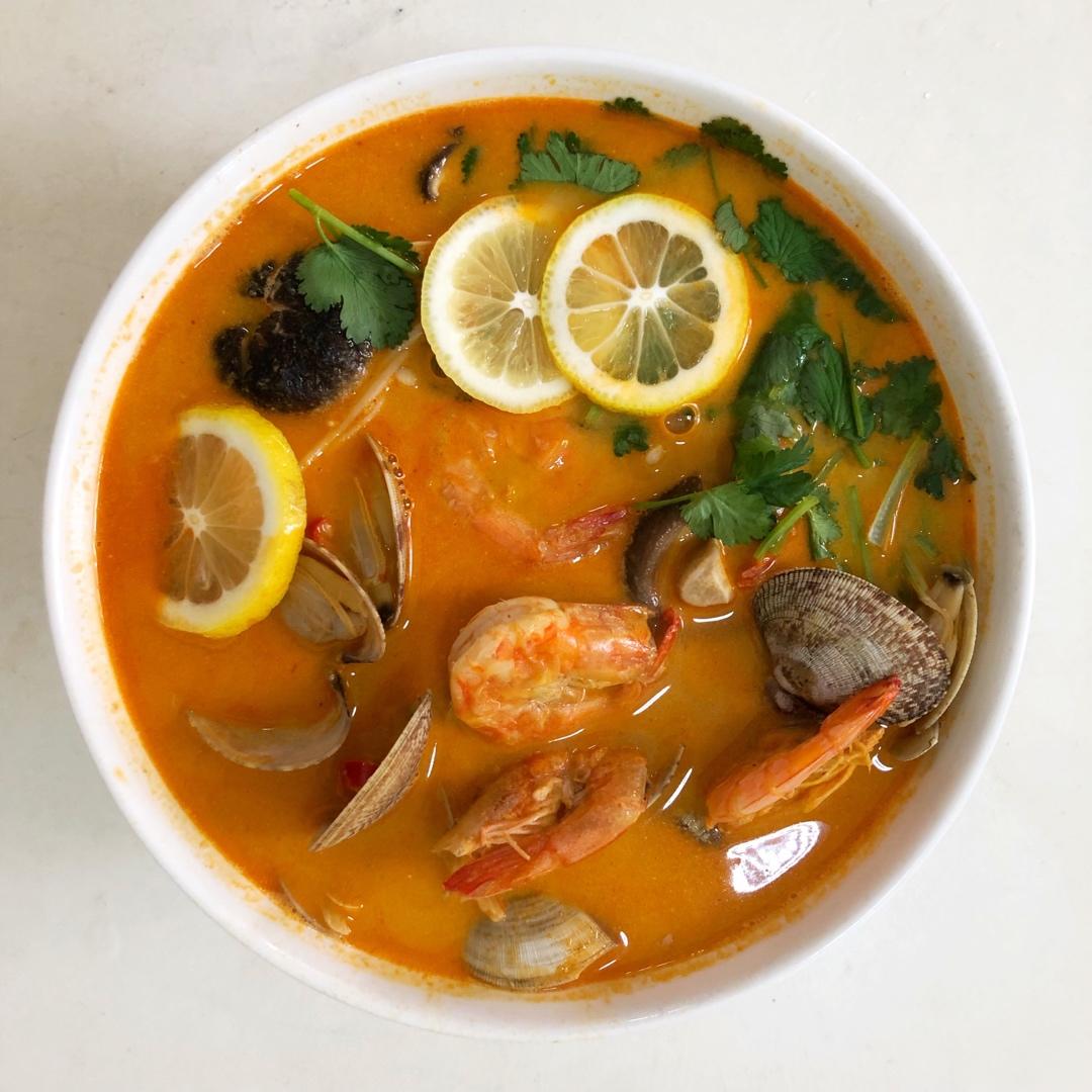 冬阴功汤(秒杀泰式餐馆冬阴功)