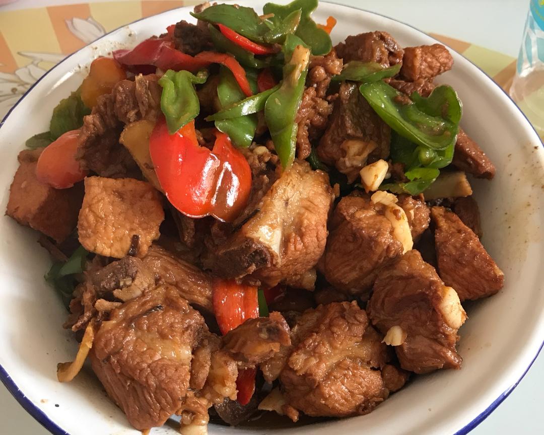 青椒排骨的做法