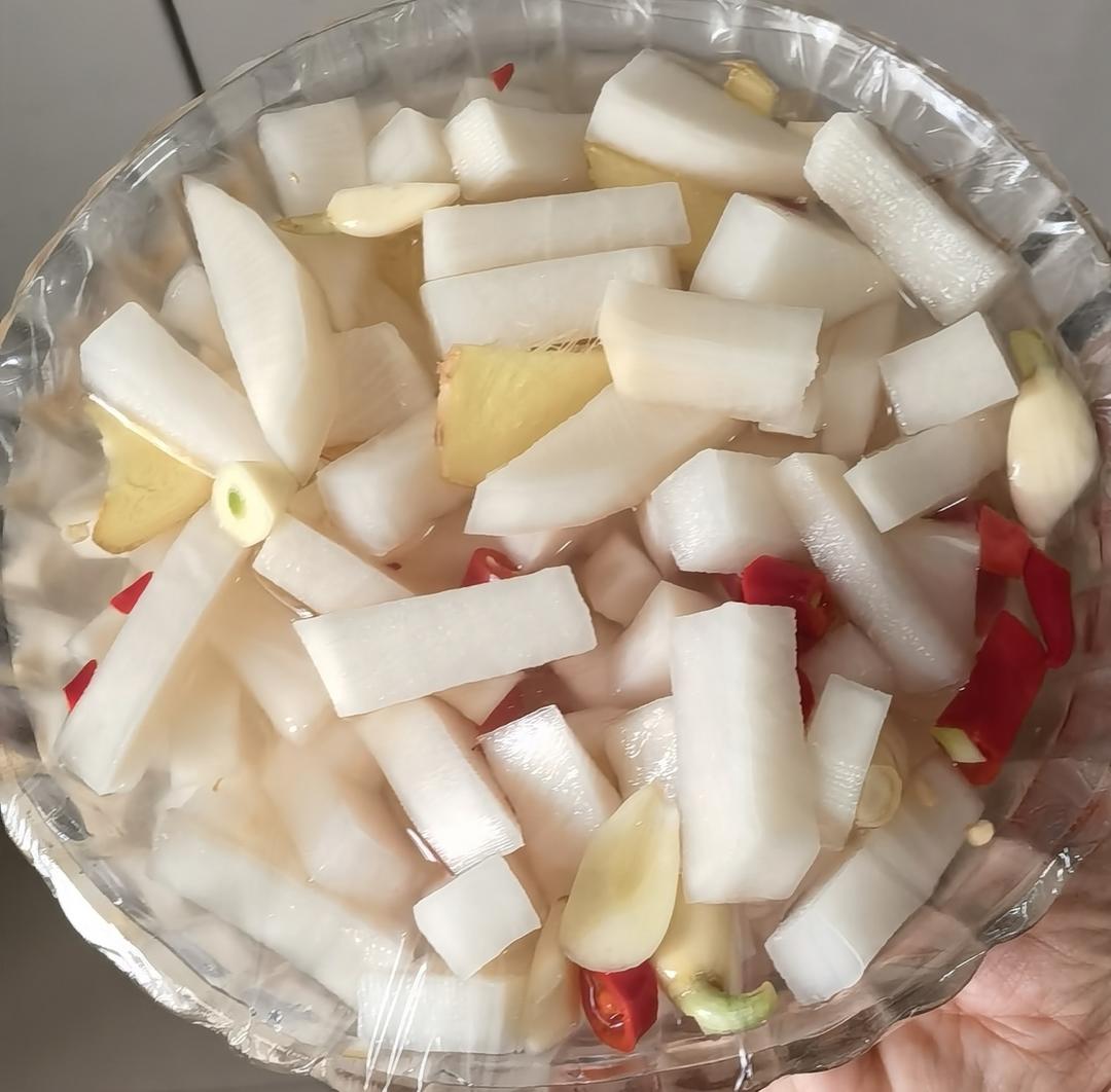 雪碧萝卜【酸甜可口又简单】