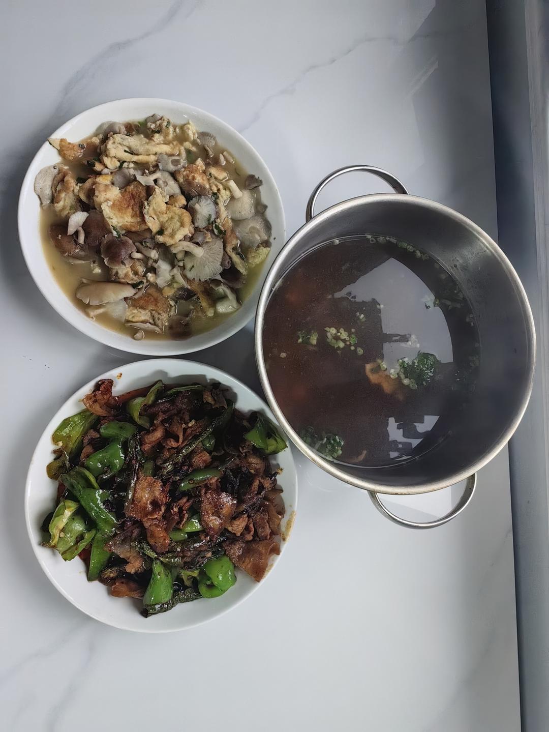空巢快手餐，主打 不糊弄也不麻烦