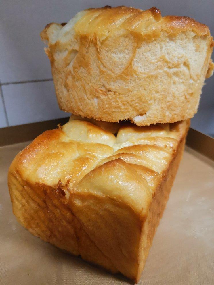 日式香浓炼乳面包