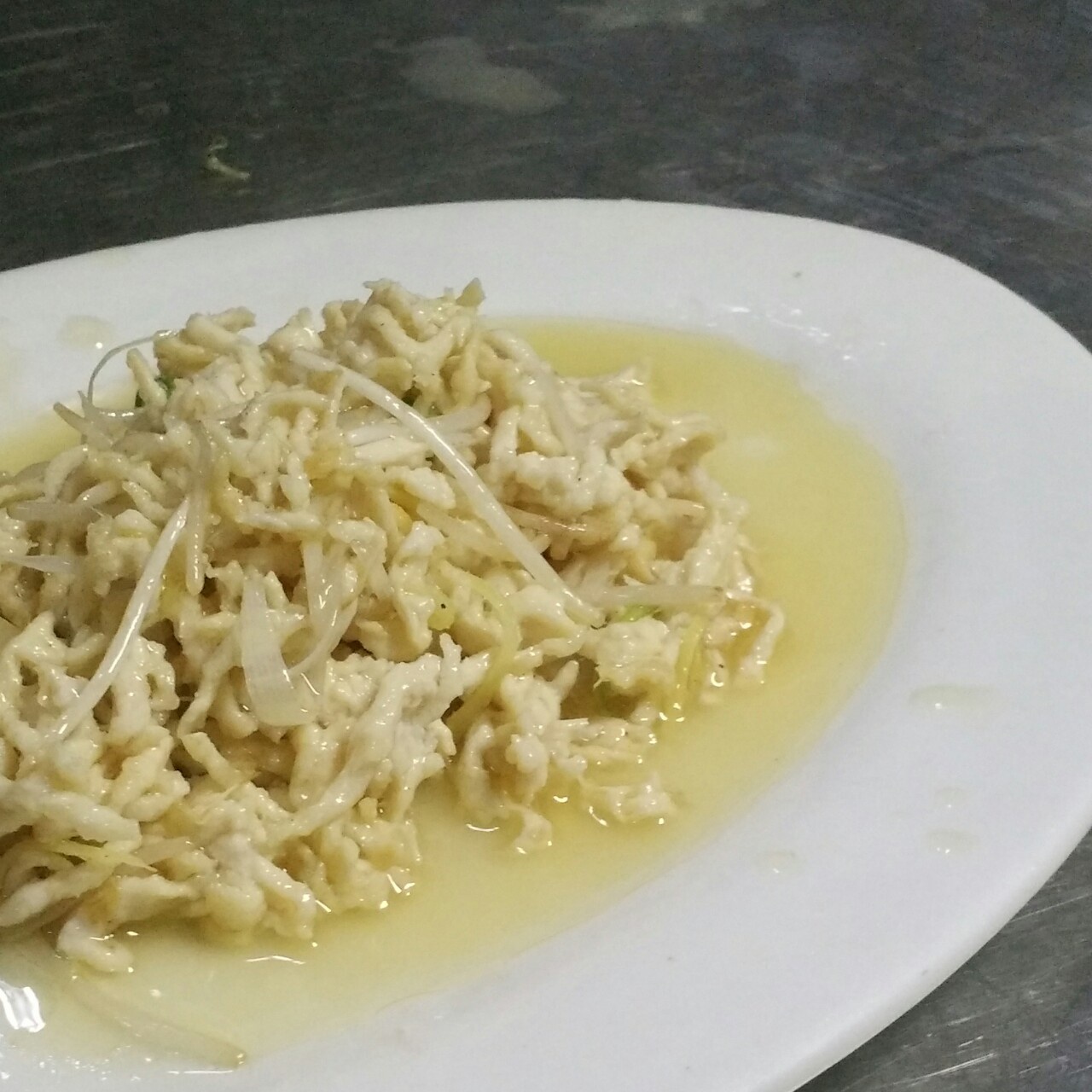 银芽鸡丝