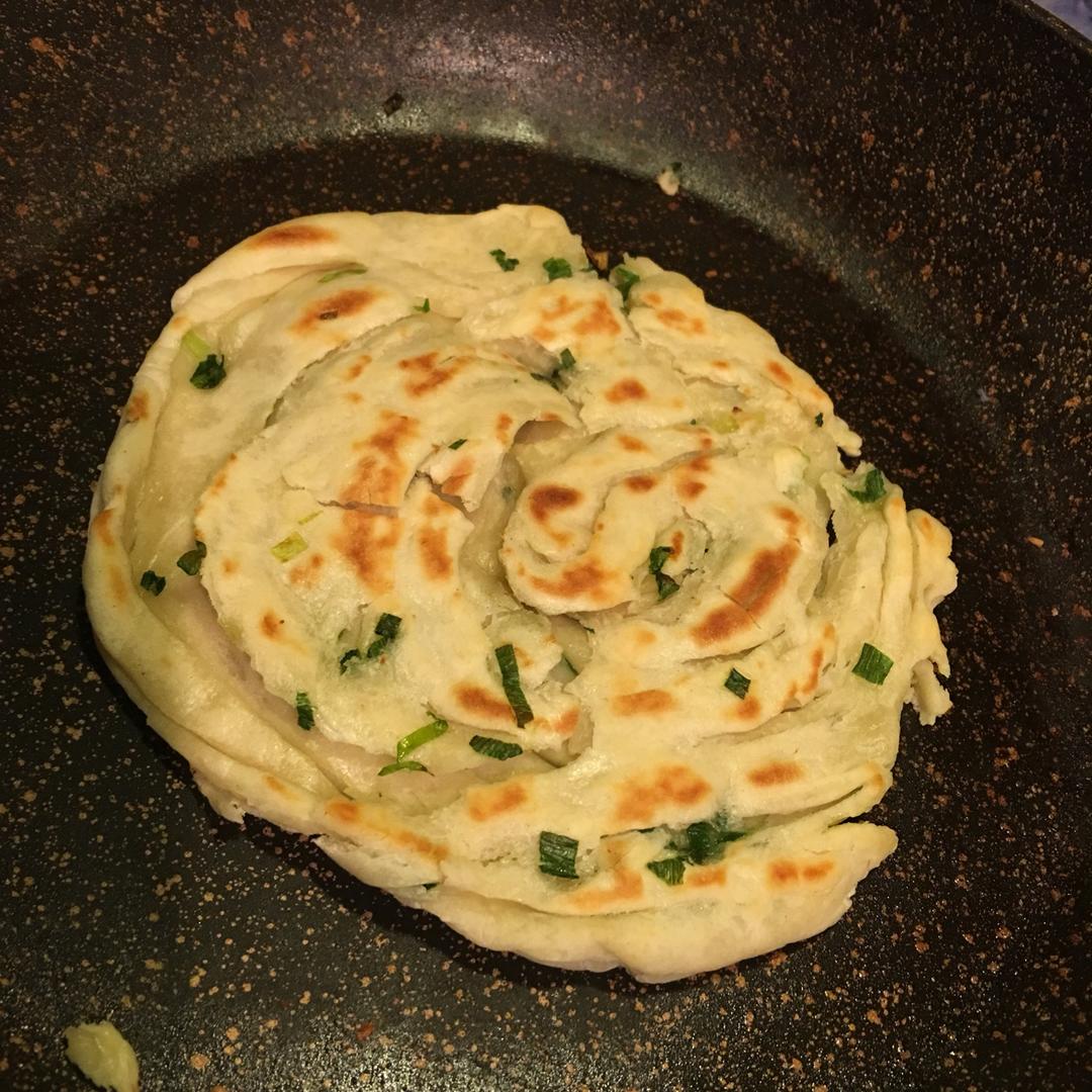 葱油饼（附外酥里嫩的技巧）