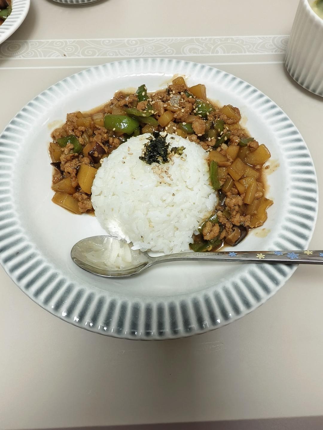 ㊙️香菇土豆肉沫拌饭❗️比外卖还好吃