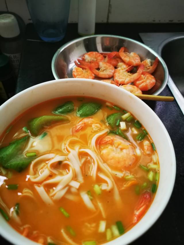 用虾油做🦐鲜虾面