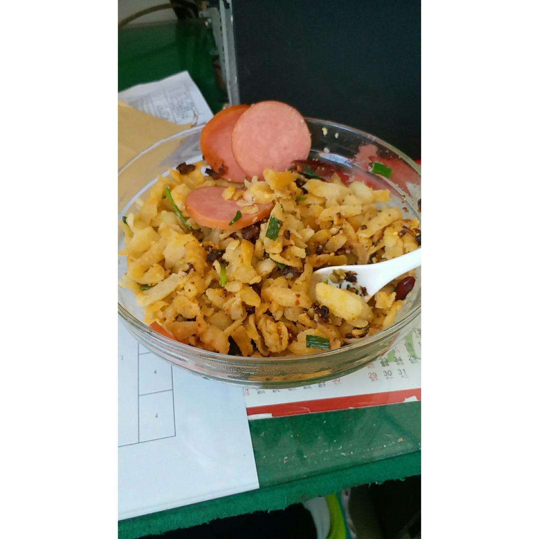 土豆擦擦(炒不烂）