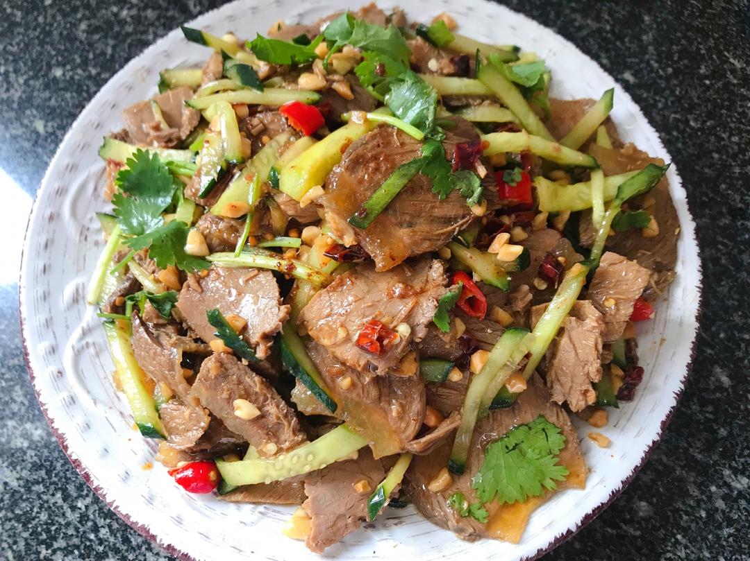 佳非猫做的凉拌牛肉