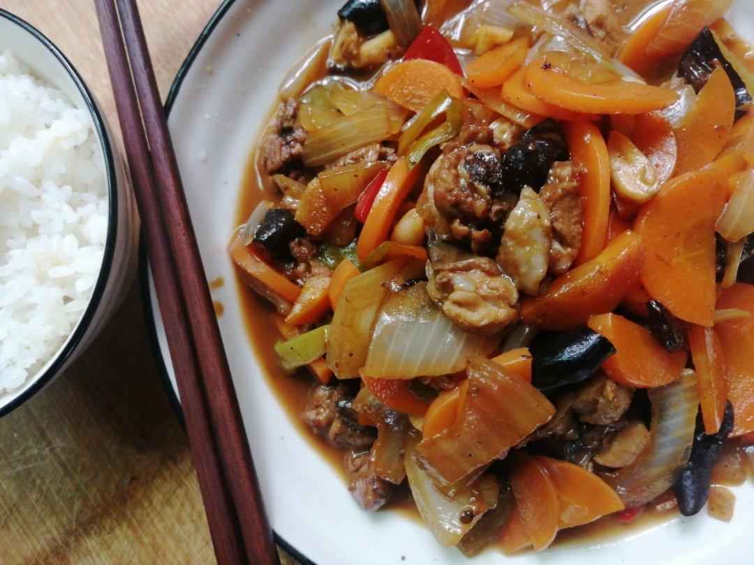 香菇炒鸡肉