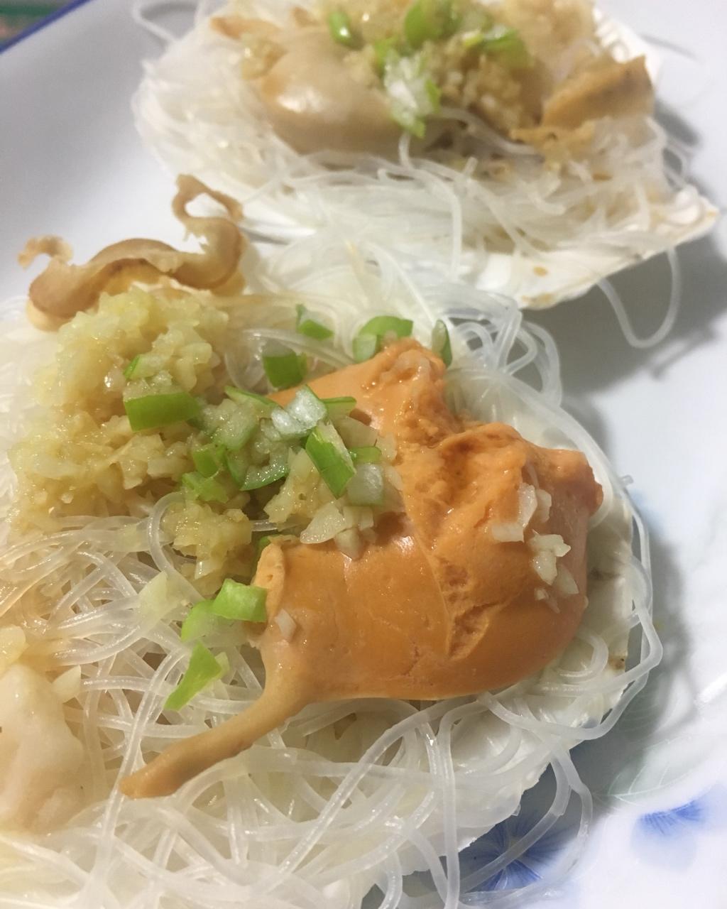 蒜蓉粉丝蒸扇贝