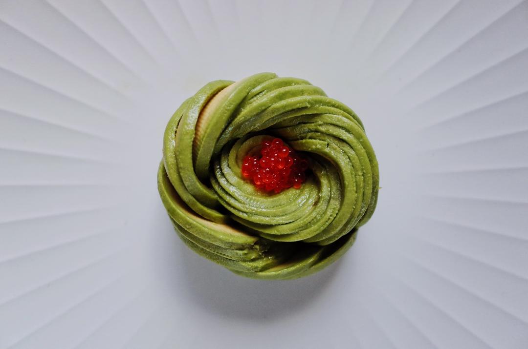 牛油果花