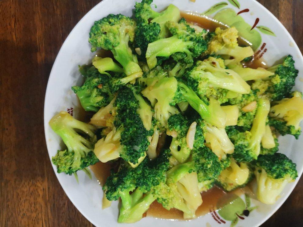 蚝油蒜蓉西兰花