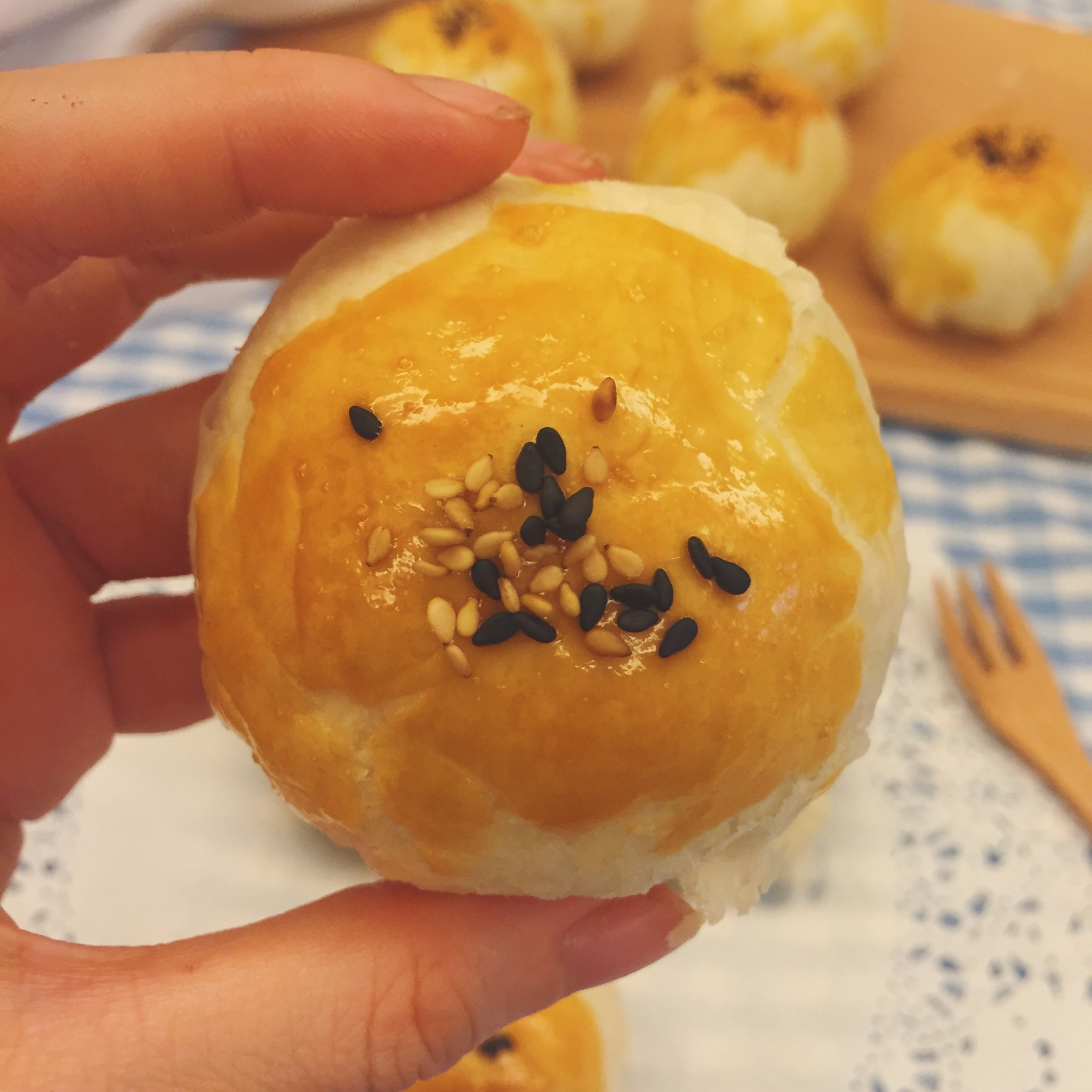 蛋黄酥~紫薯、抹茶、原味~花好月圆，中秋快乐~内附一次做六色蛋黄酥方法~