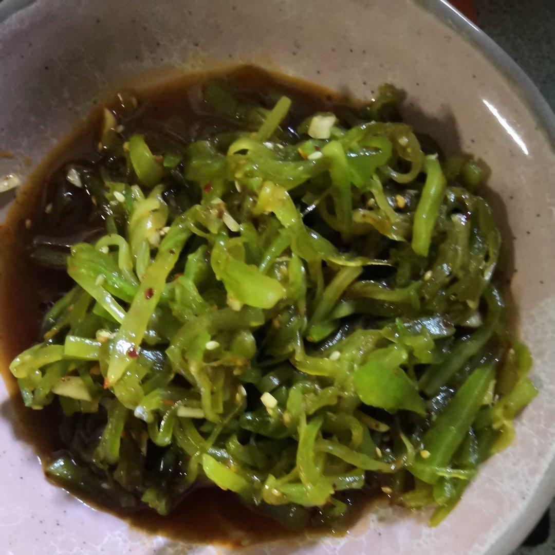 凉拌莴笋丝
