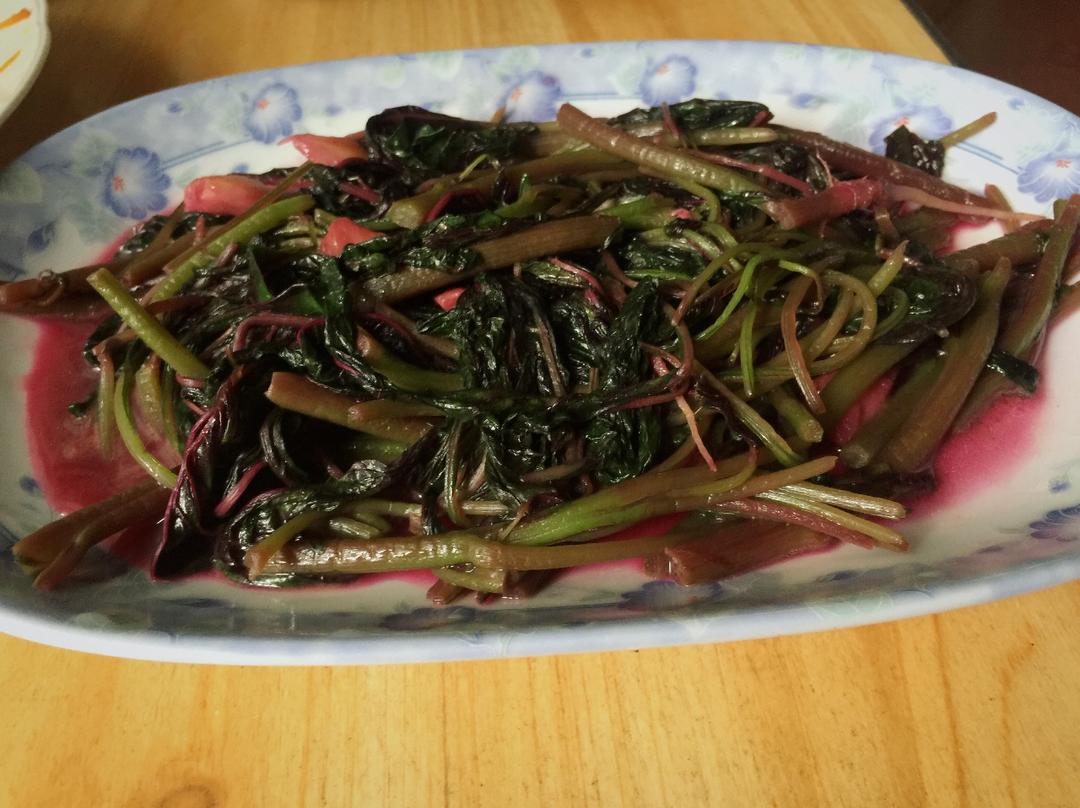 houg做的清炒红菜