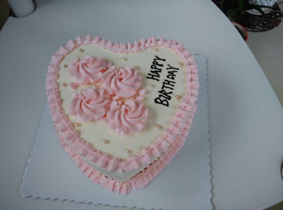 鲜奶油草莓蛋糕