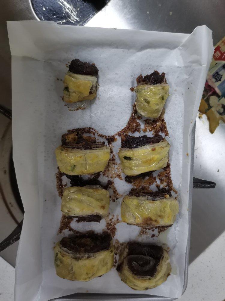 豆沙蛋黄酥皮卷