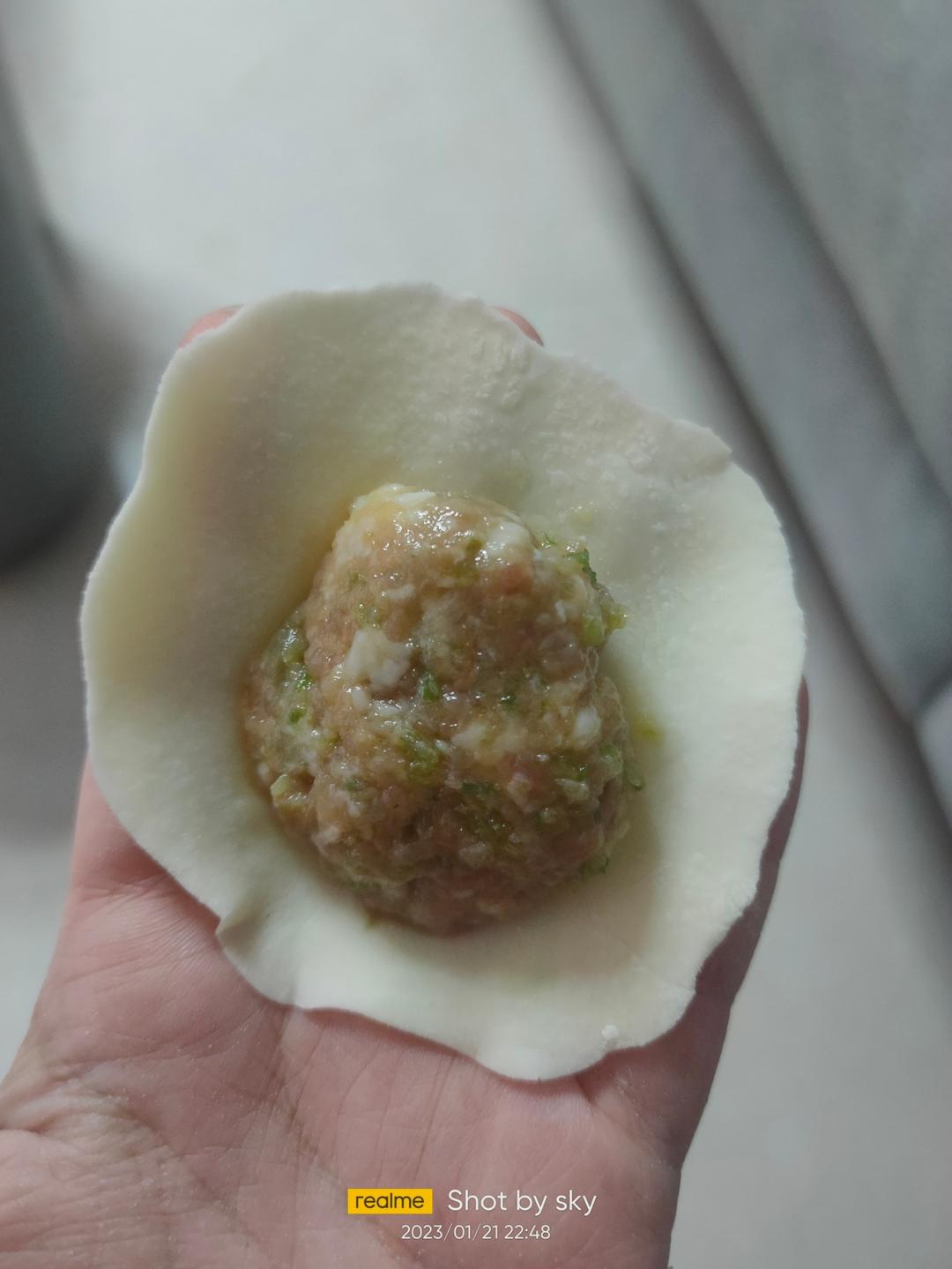 经典芹菜猪肉馅(不是经典我不发)