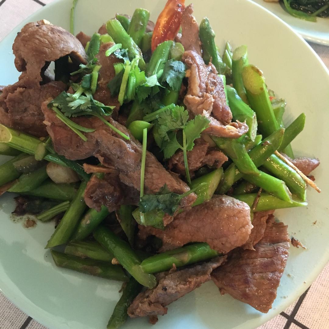 小炒牛肉