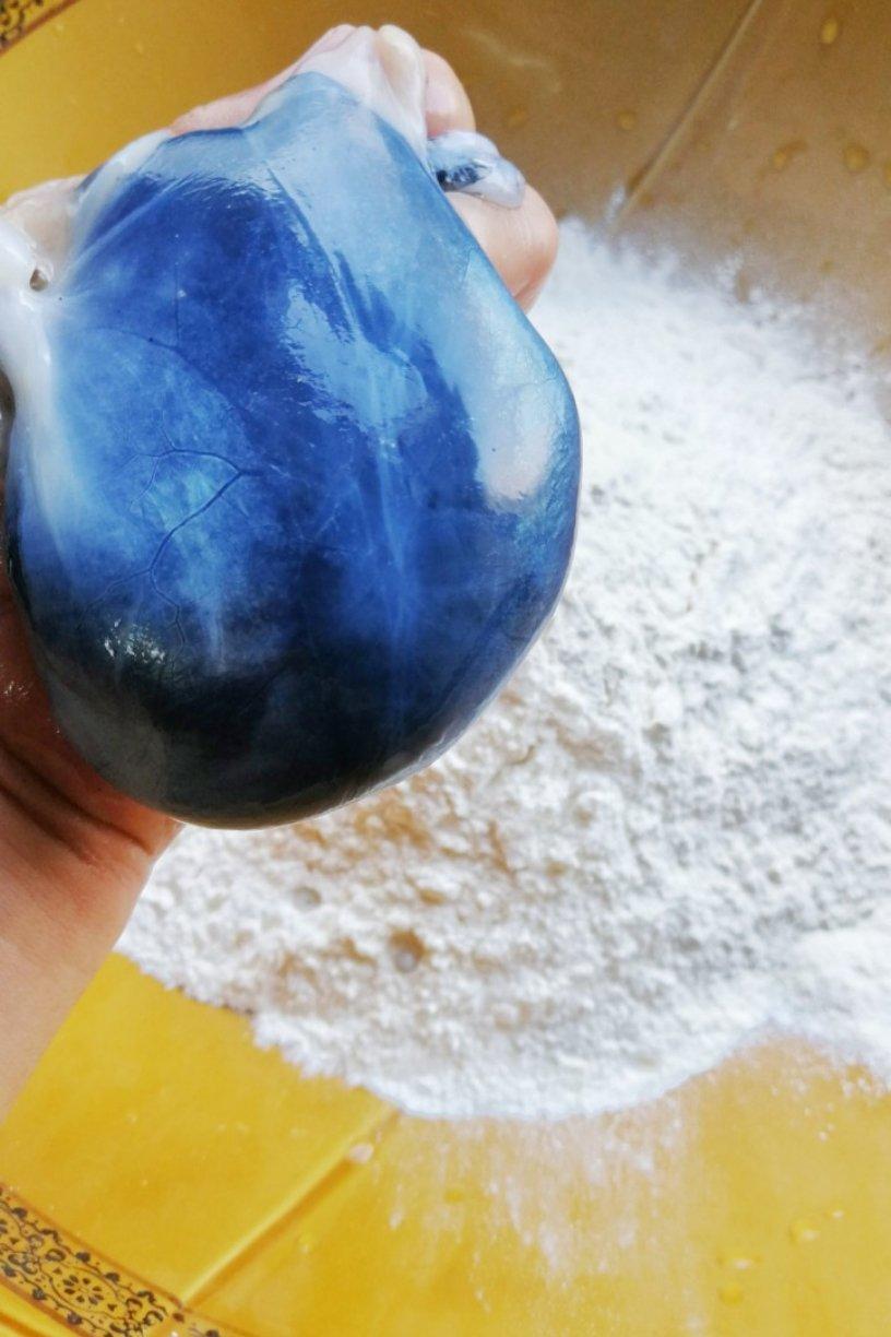 青岛特色：墨鱼饺子