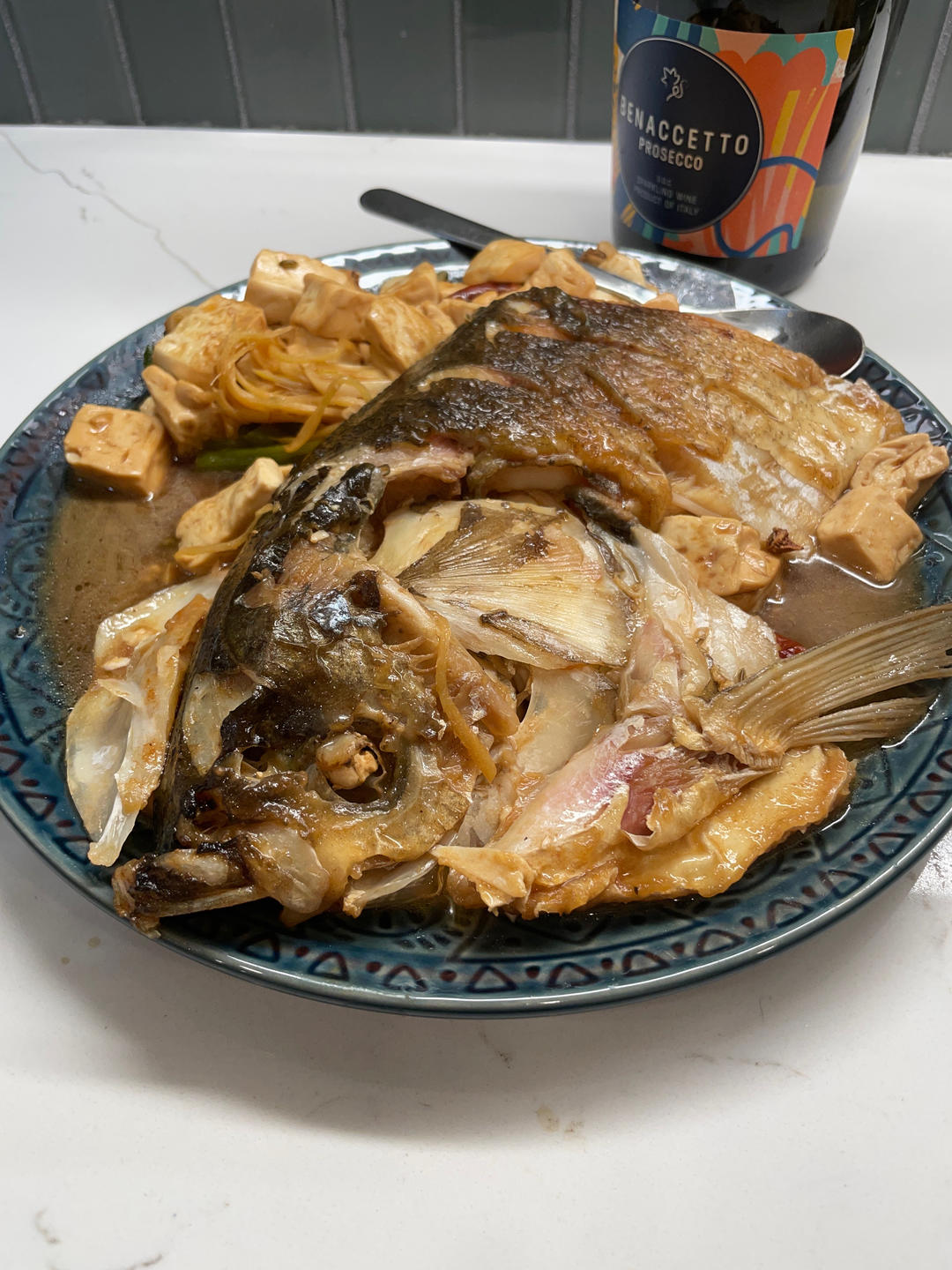 红烧鱼头豆腐